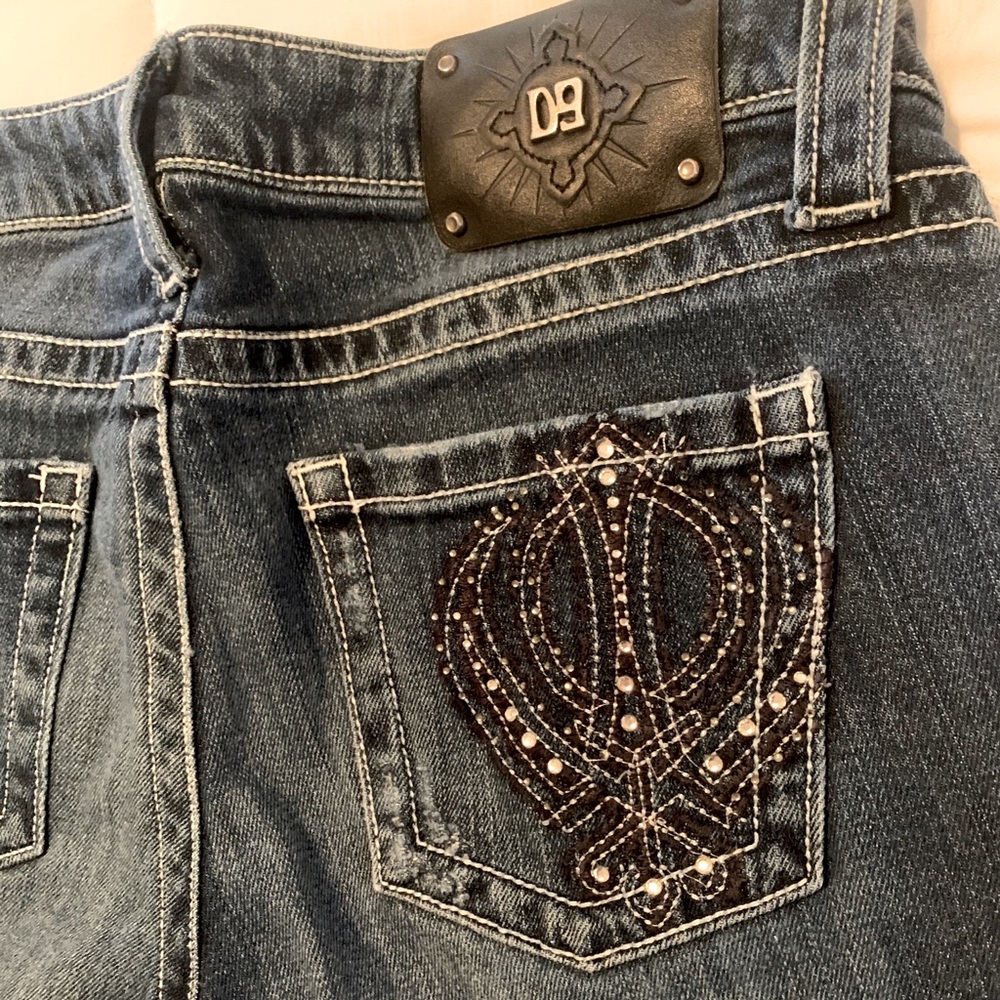 District 9 (D9) Turner Jewel Jeans Size 28